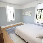 Cozy 3 Bedroom Getaway