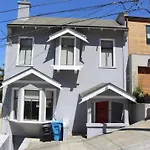 Cozy 3 Bedroom Getaway