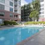 S Beach 1Br W Gym Pool Spa Nr Muni Sfo-232