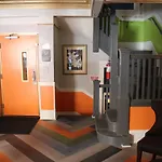 Layne Hotel