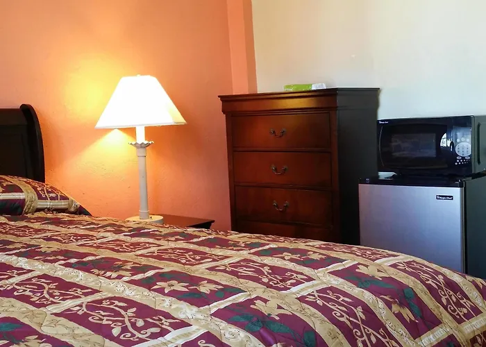 Desmond Hotel