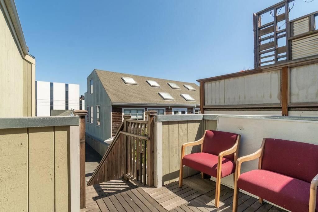 Apartment Huge Modern 4 Bedroom Flat W/ Views And Deck San Francisco