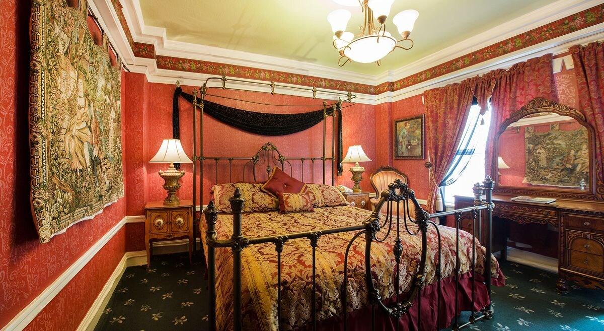 Nob Hill Hotel 4*