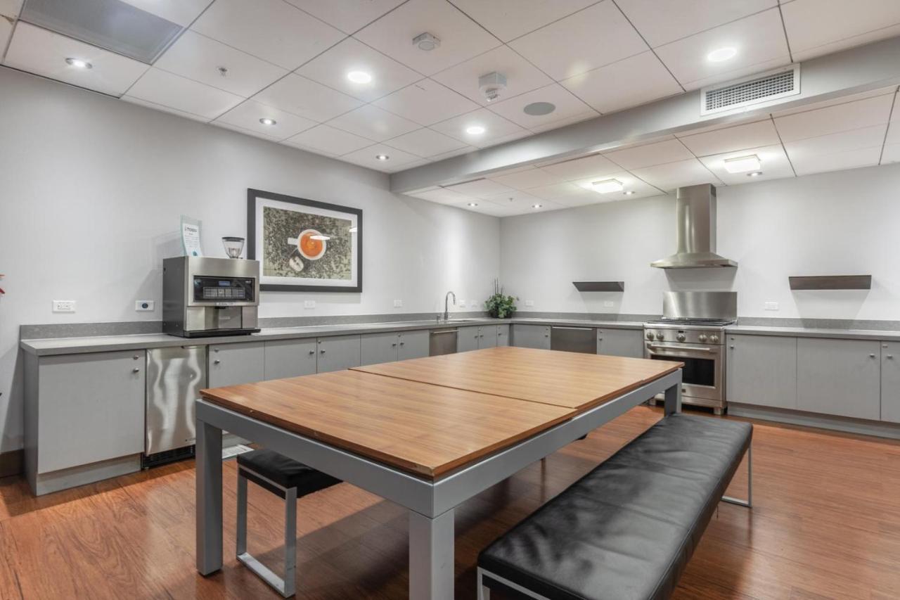 Soma 2br W Gym Roofdeck Nr Pinterest Sfo-332 Apartment