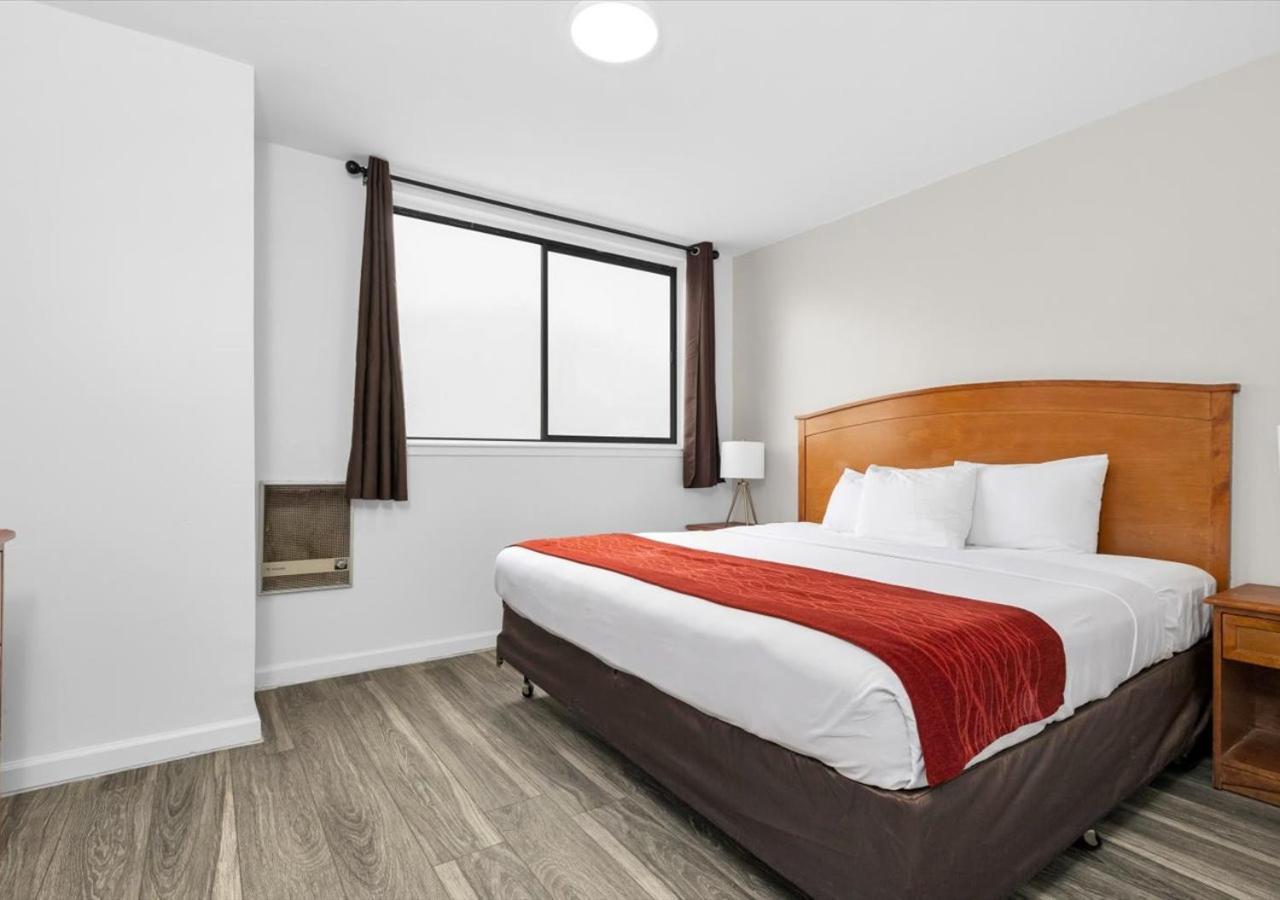 6 San Francisco, Ca Great Highway Hotel 2*