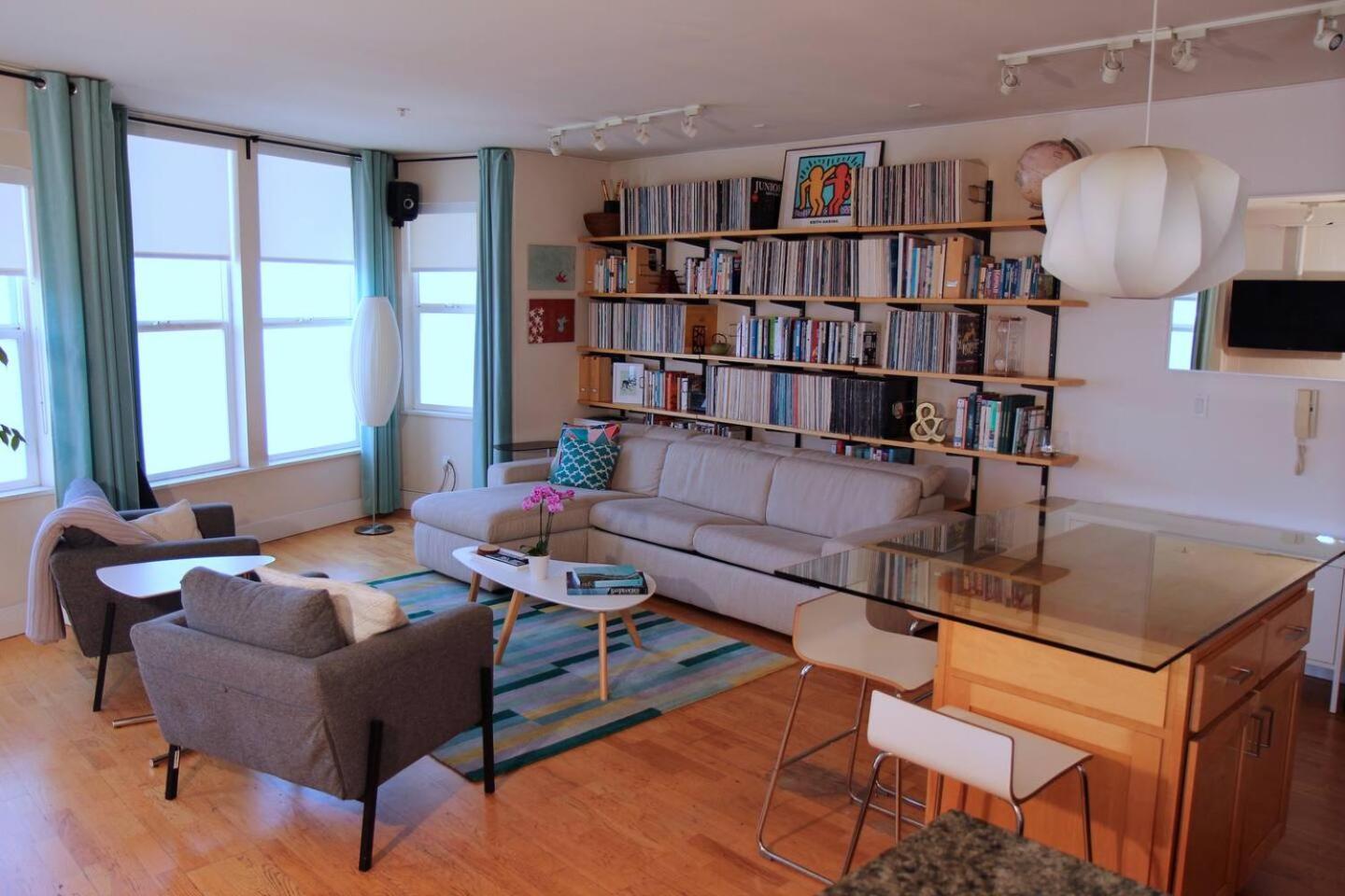 Stylish Nopa Penthouse, Remote Work Friendly *