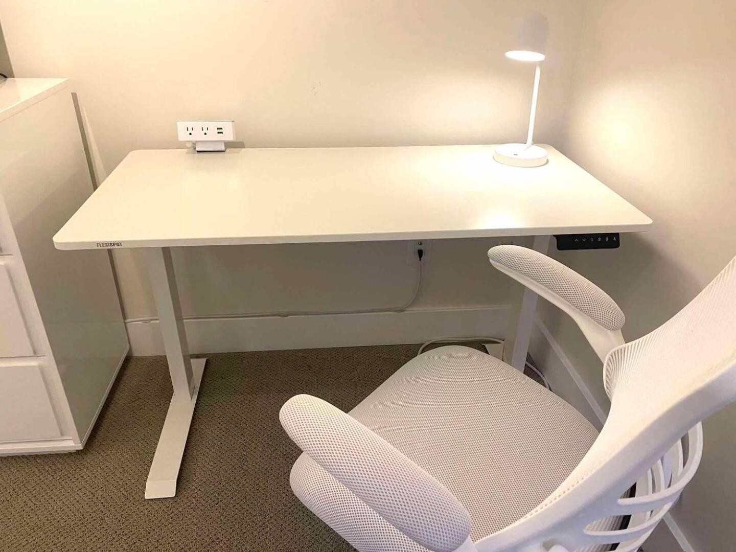 Stylish Nopa Penthouse, Remote Work Friendly *