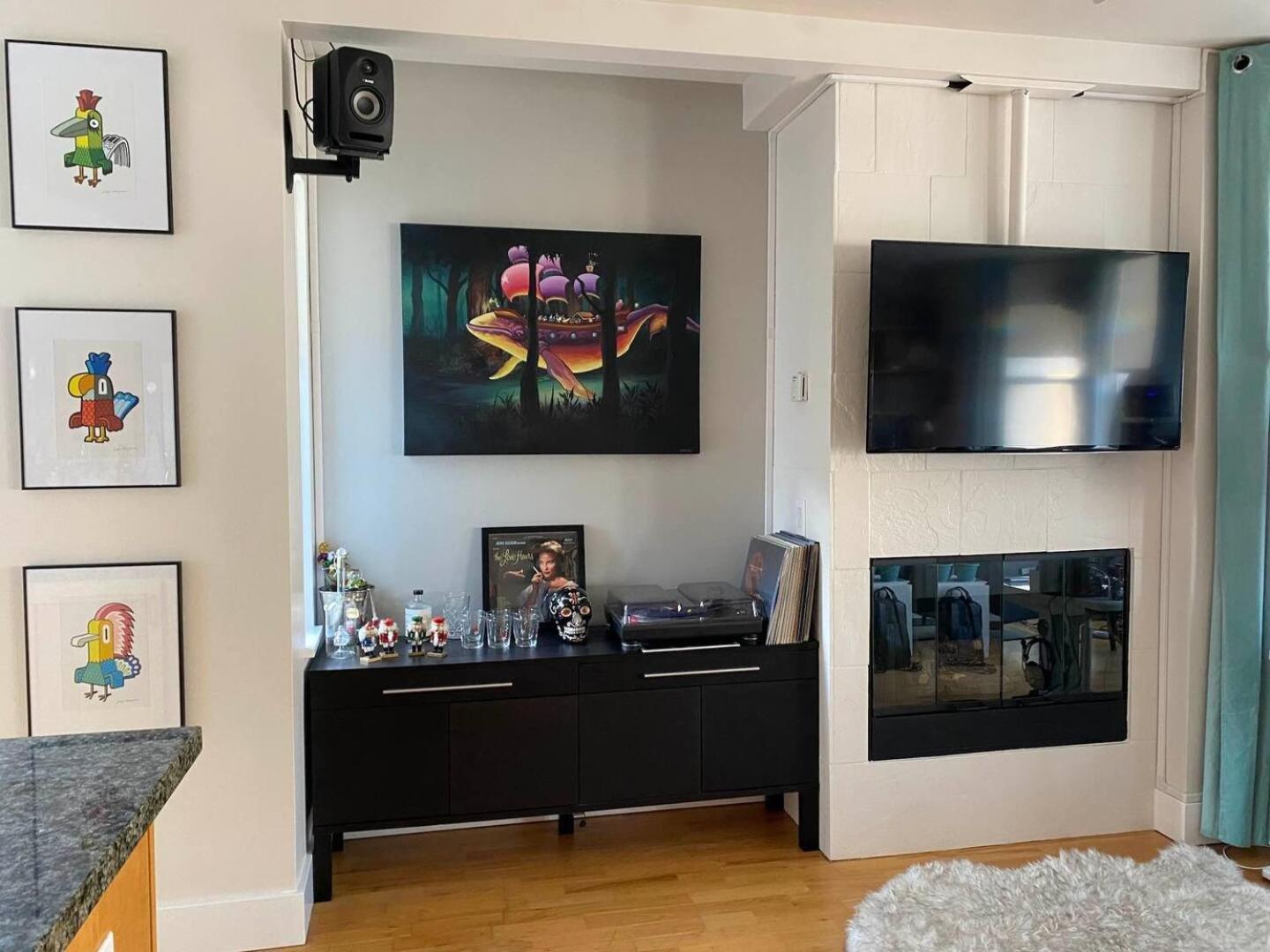 Stylish Nopa Penthouse, Remote Work Friendly Holiday home
