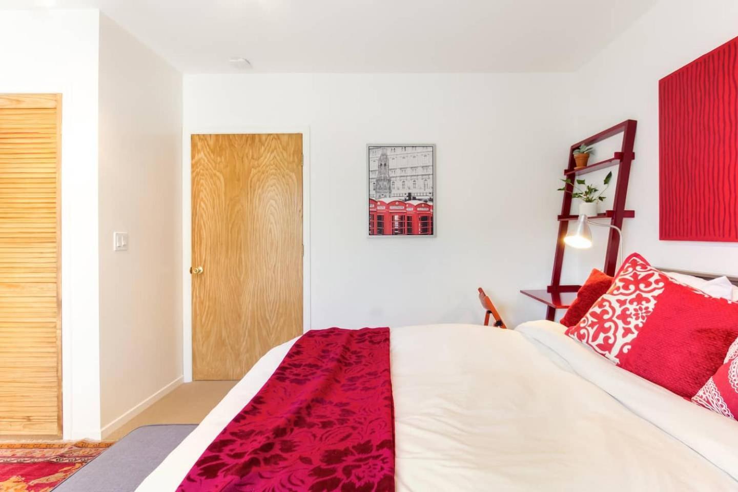 Two Bedroom, Two Newly Renovated Bathrooms, Deck *