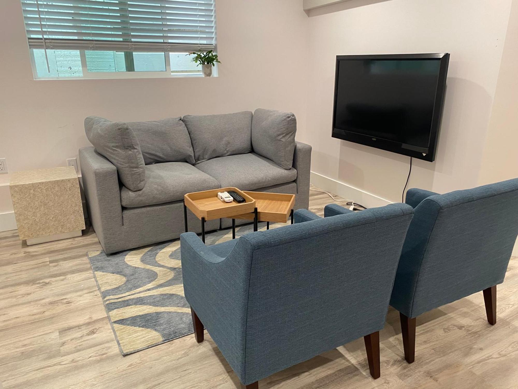 Charming 3br 1ba In Mission