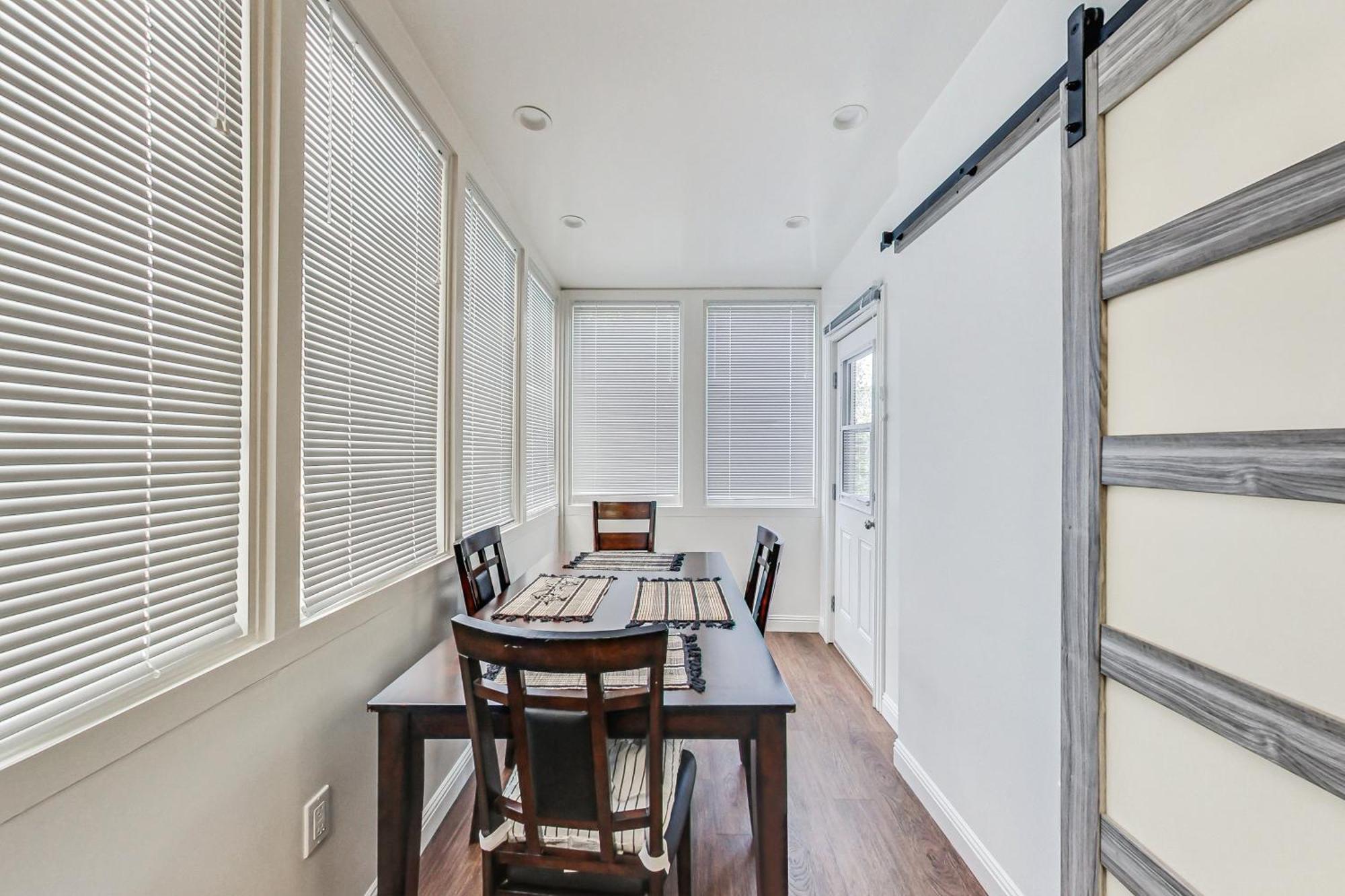 In The Heart Of Haight Ashbury 5 Bedroom House