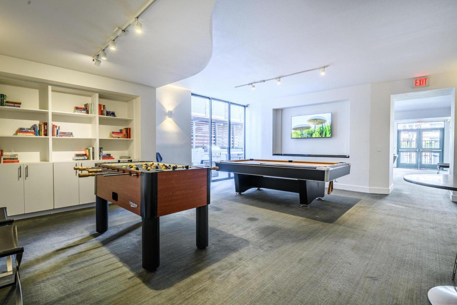 S 1br W Gym Pool Nr Muni Sfo-232 San Francisco