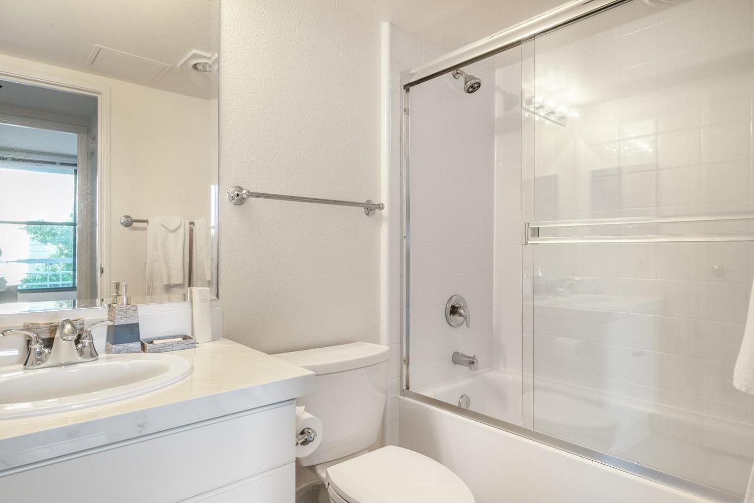 S 1br W Gym Pool Nr Muni Sfo-232