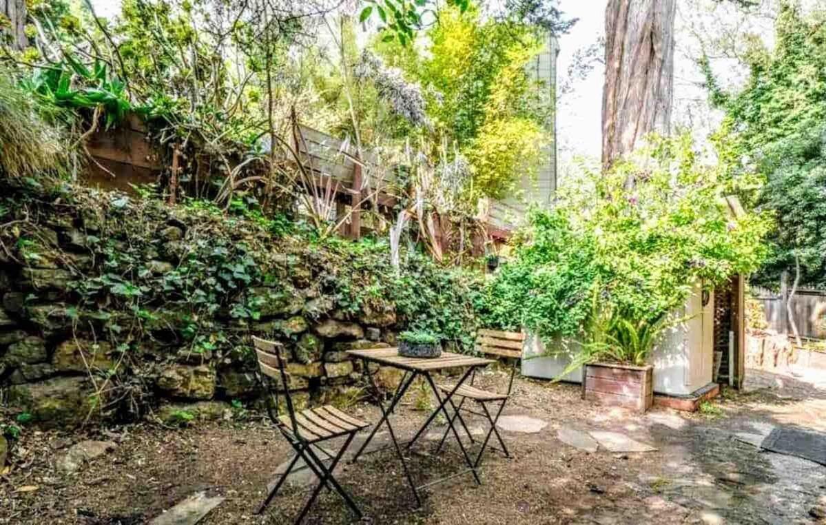 Historic House, Surrounded By Nature With A Hot Tub Holiday home *