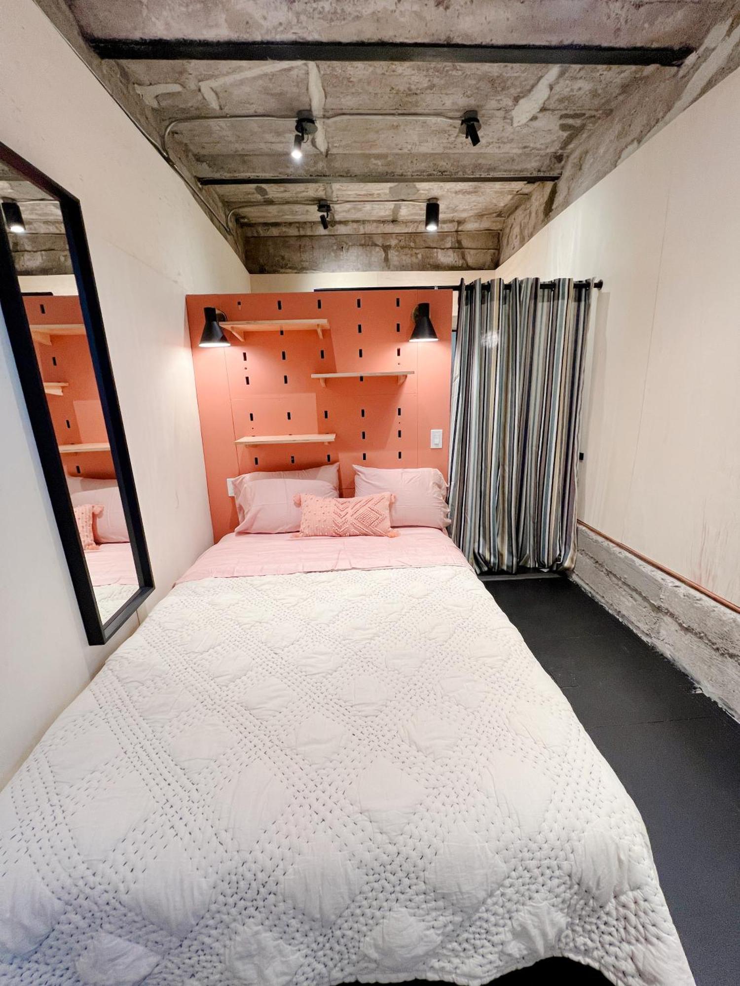 Charming Sleeps 2 On The Park On Of Hill Apartment San Francisco