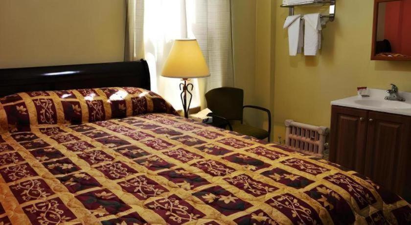 Hotel Desmond