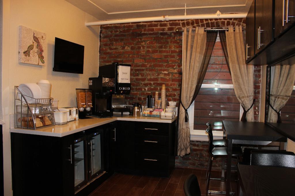 Inn On Folsom 2*