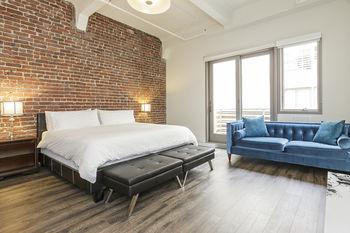 Soma Lofts Apartment