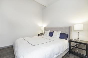 Soma Lofts Apartment *