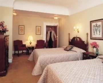 Beresford Arms Hotel