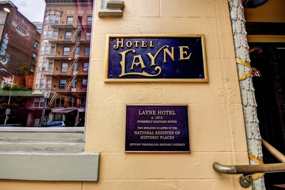 Layne Hotel