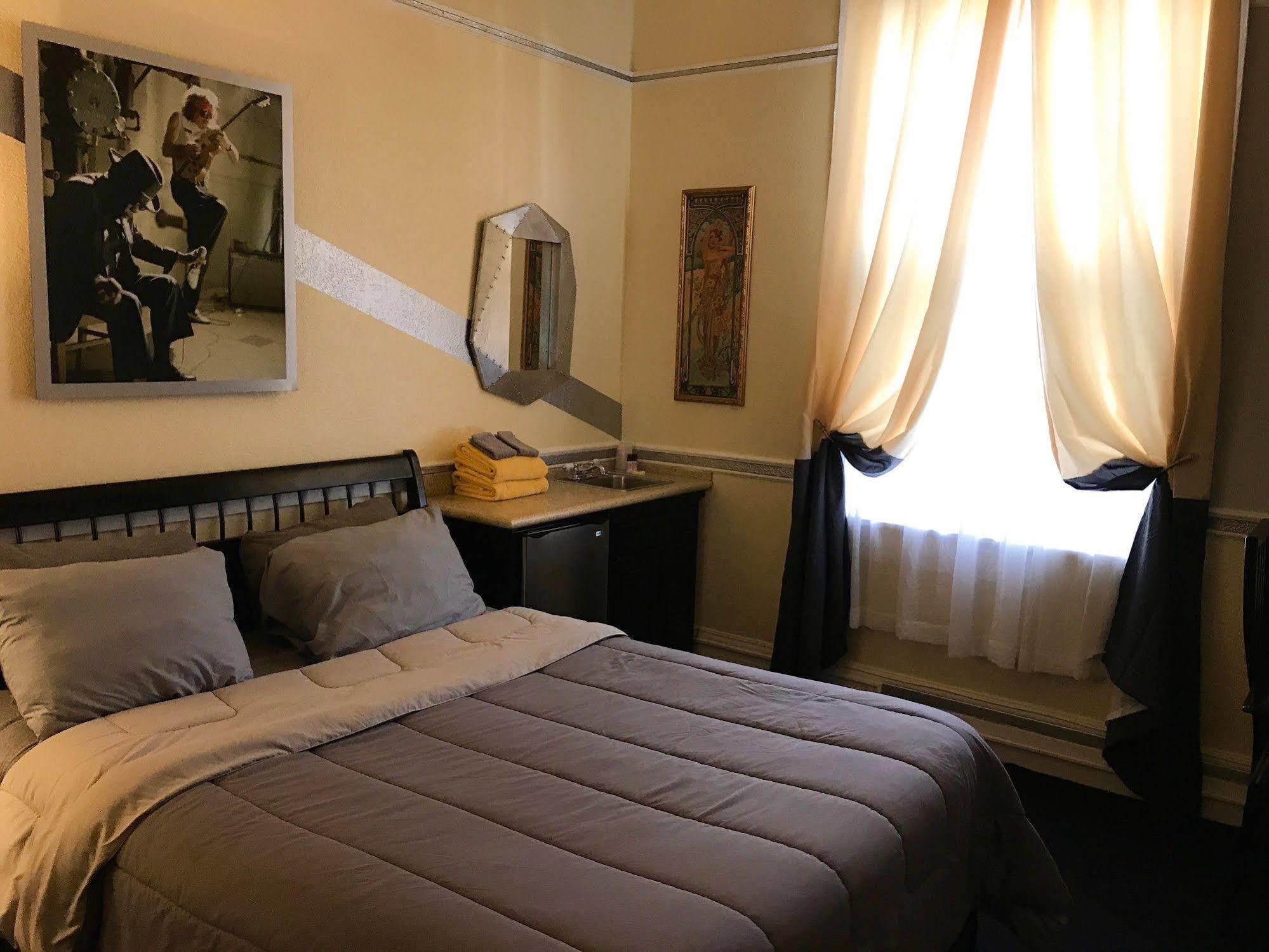 Music City Hotel - The San Francisco Music Experience Hostel