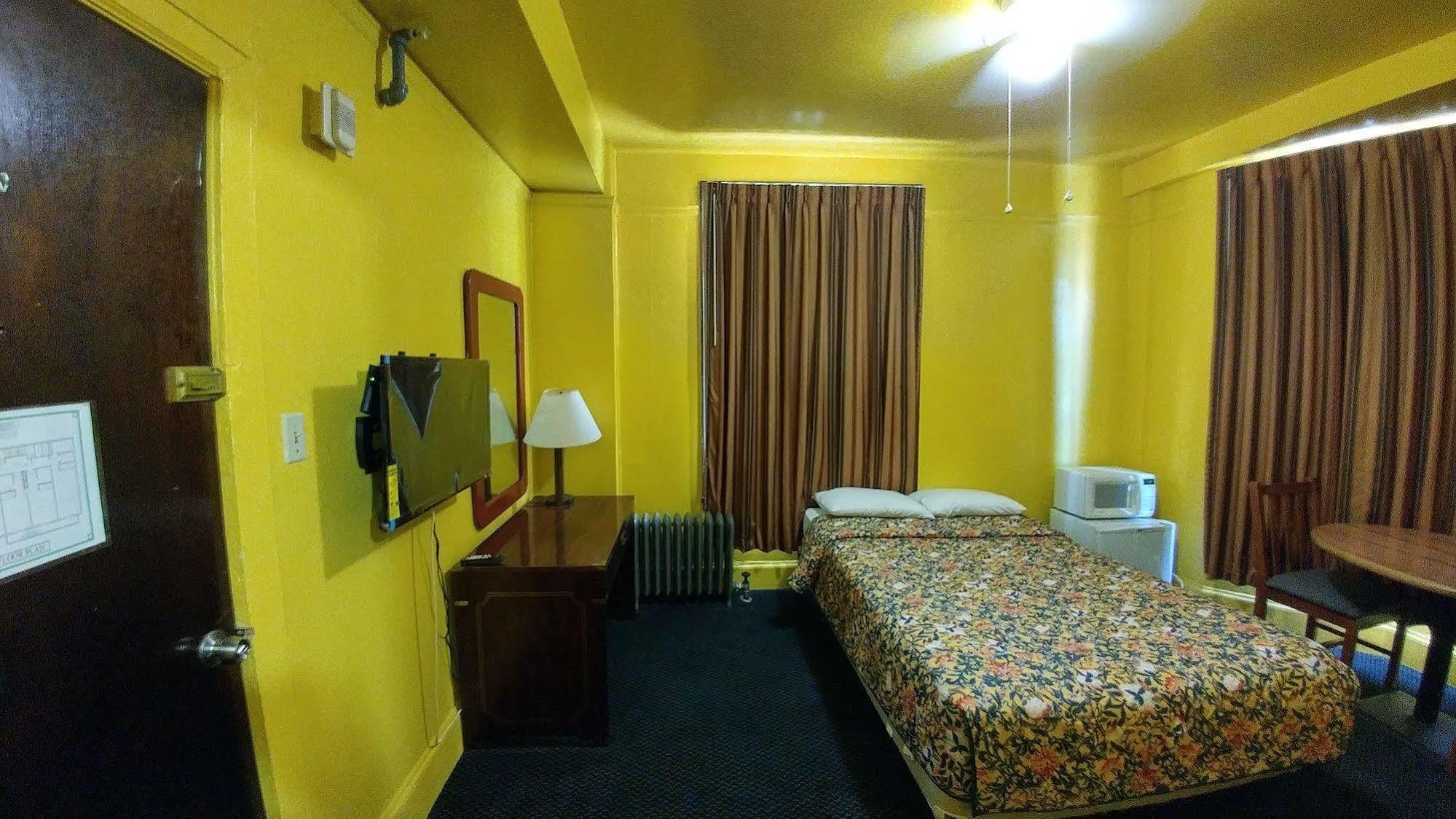 Hotel Rodeway 2*