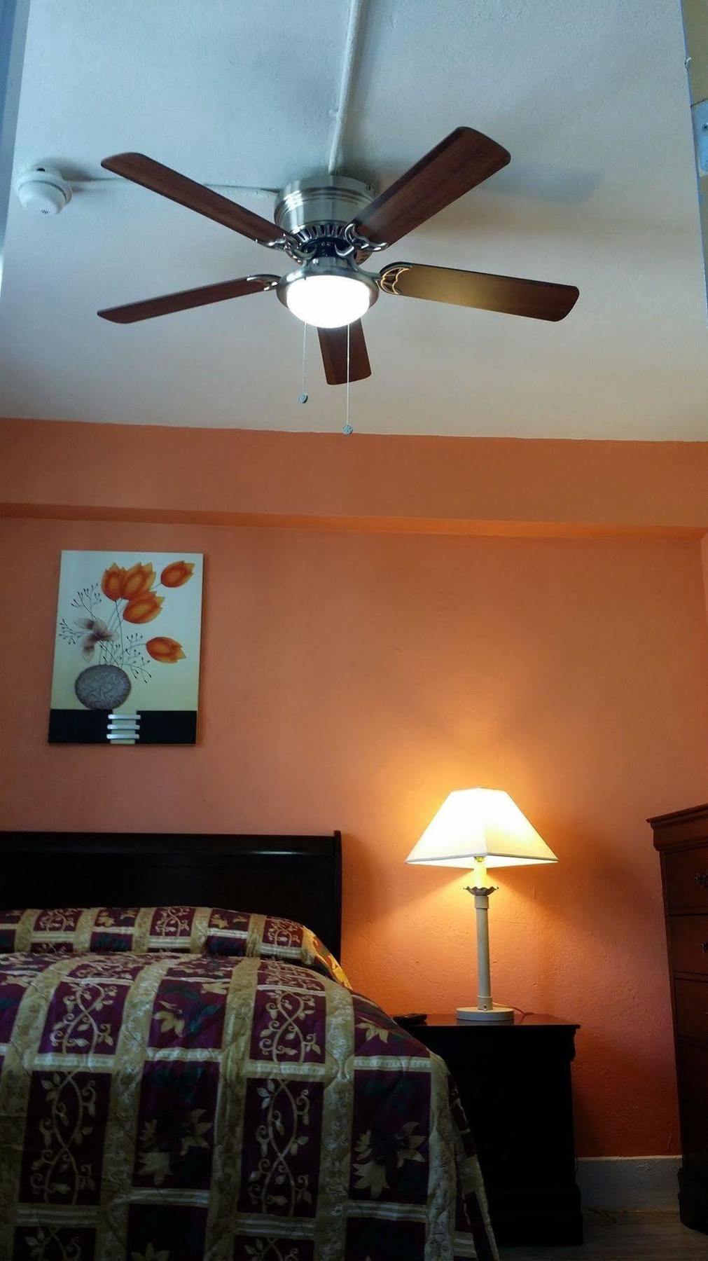 Hotel Desmond