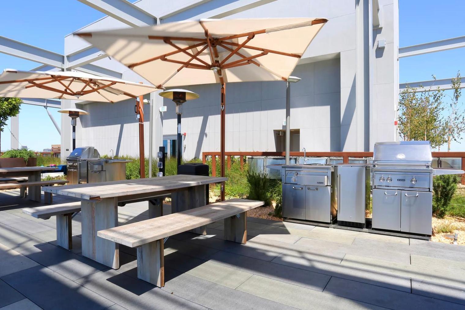 Soma 2br W Concierge Rooftop Nr Restaurants Sfo-1478 Apartment