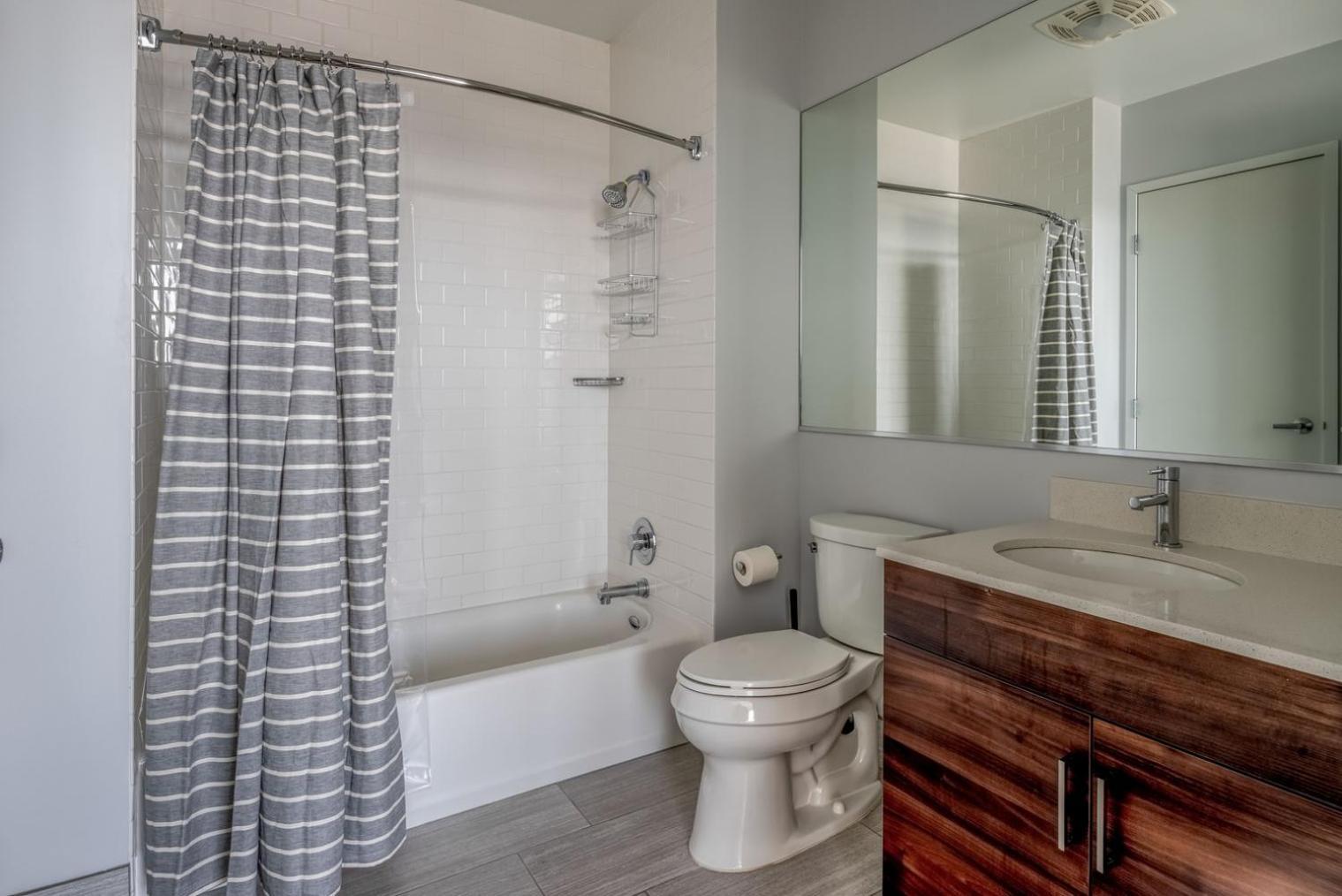 Soma 2br W Concierge Rooftop Nr Restaurants Sfo-1478 Apartment