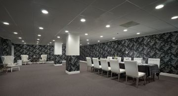 G Hotel